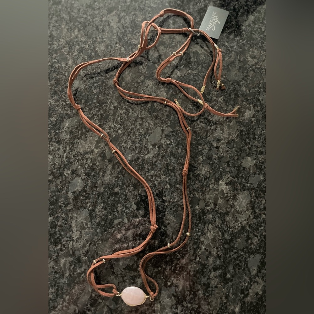Sparkling Sage Leather Necklace with Rose Quartz Stone